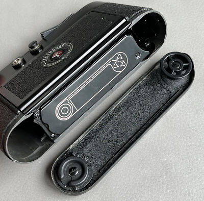 【OH済み】056_Leica M4 Body 黒塗り　124万台 Ex Leica M4 Rangefinder Film Camera Body No.124xxxx Black Paint w