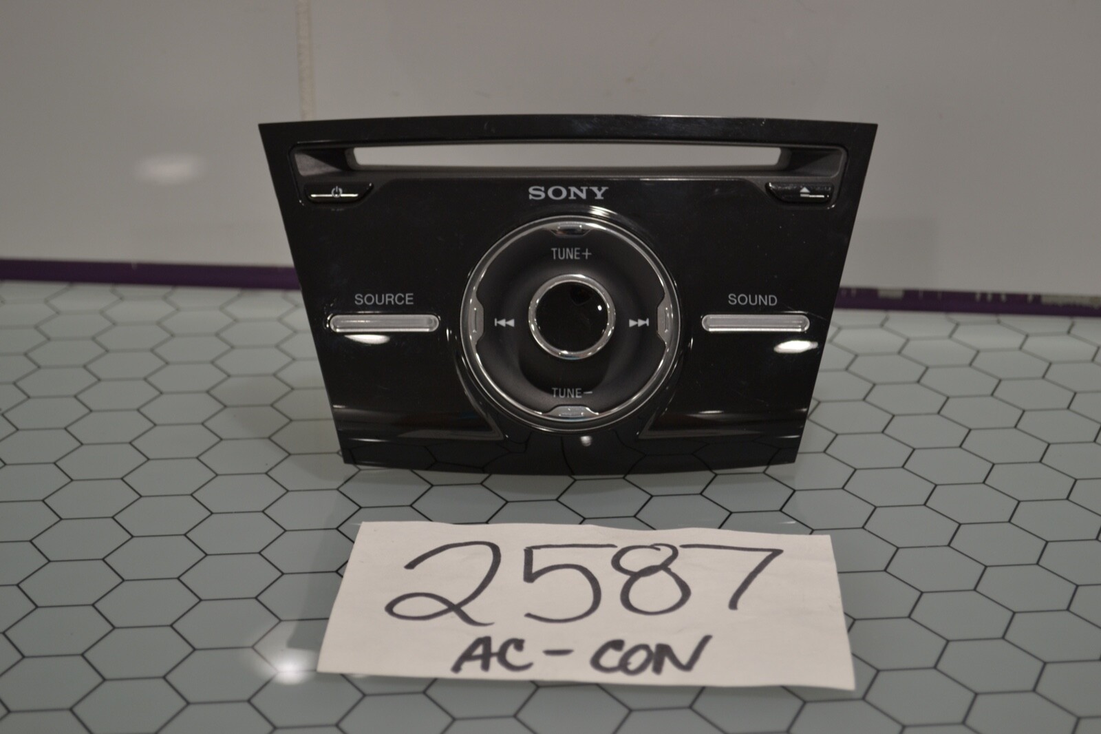 2012 - 2018 Ford Focus Radio Audio Control Used Stock #2587-AC