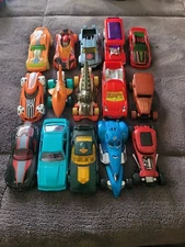 Hot Wheels Cars Lot - 15 Cars - Bargain Bundle #2