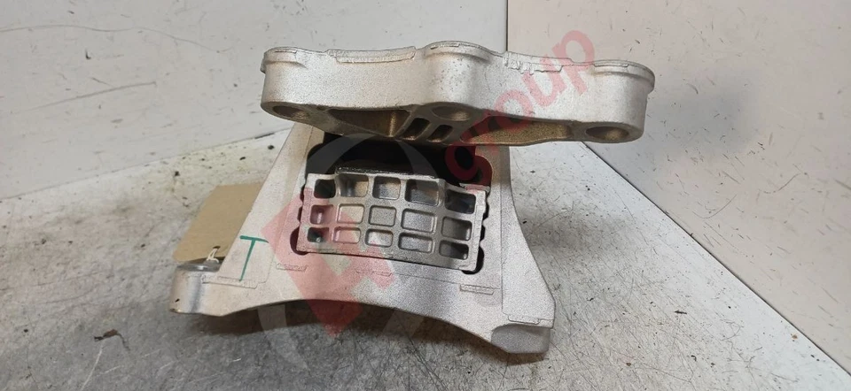 MG 3 TROPHY MK2 (ZP22) MOTORLAGER LINKE SEITE 2024-2025 11145910 - Bild 2 von 4