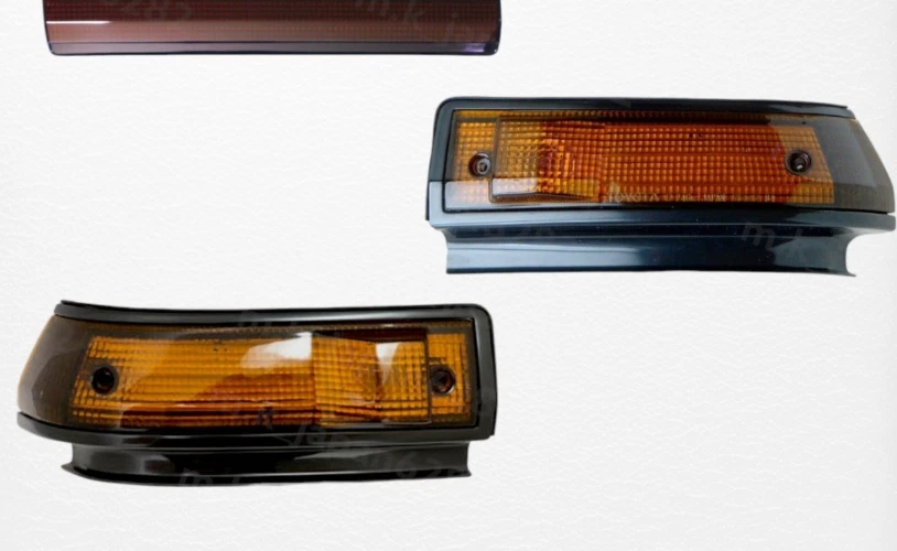 TOYOTA Genuine TRUENO Turn Signal Lamp Indicators & Headlight Eye Brow SET AE86 - Image 3 of 3