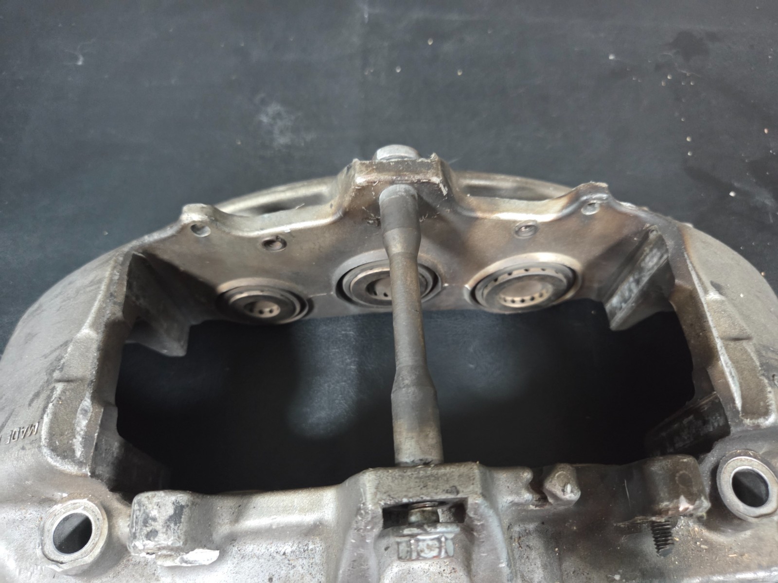 Ferrari 458 FRONT+LEFT Brake caliper