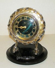 Uhr, USSR, Tischuhr der Marke Majak, Glasfassung, vergoldete Ziffern, um 1960 !