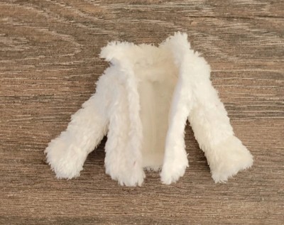 bratz wintertime wonderland jade coat