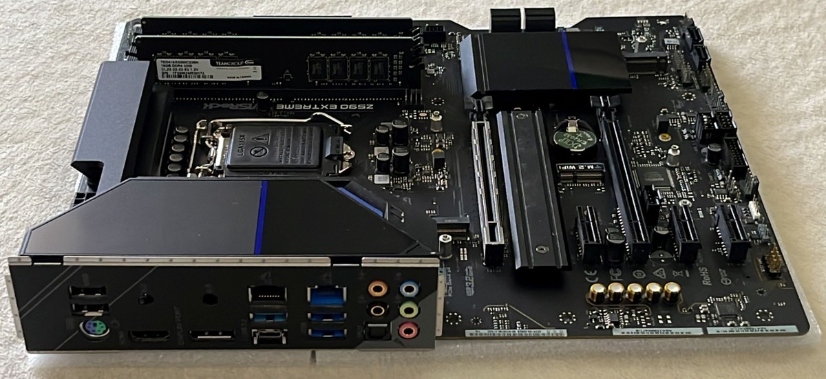 ASRock Z590 EXTREME＋DDR4 4000MHz 32GB 【公式通販】