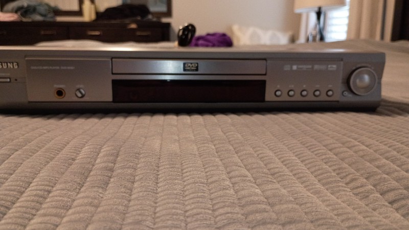 Samsung DVD Player CD/MP3 DVD-M301- No Remote - Tested