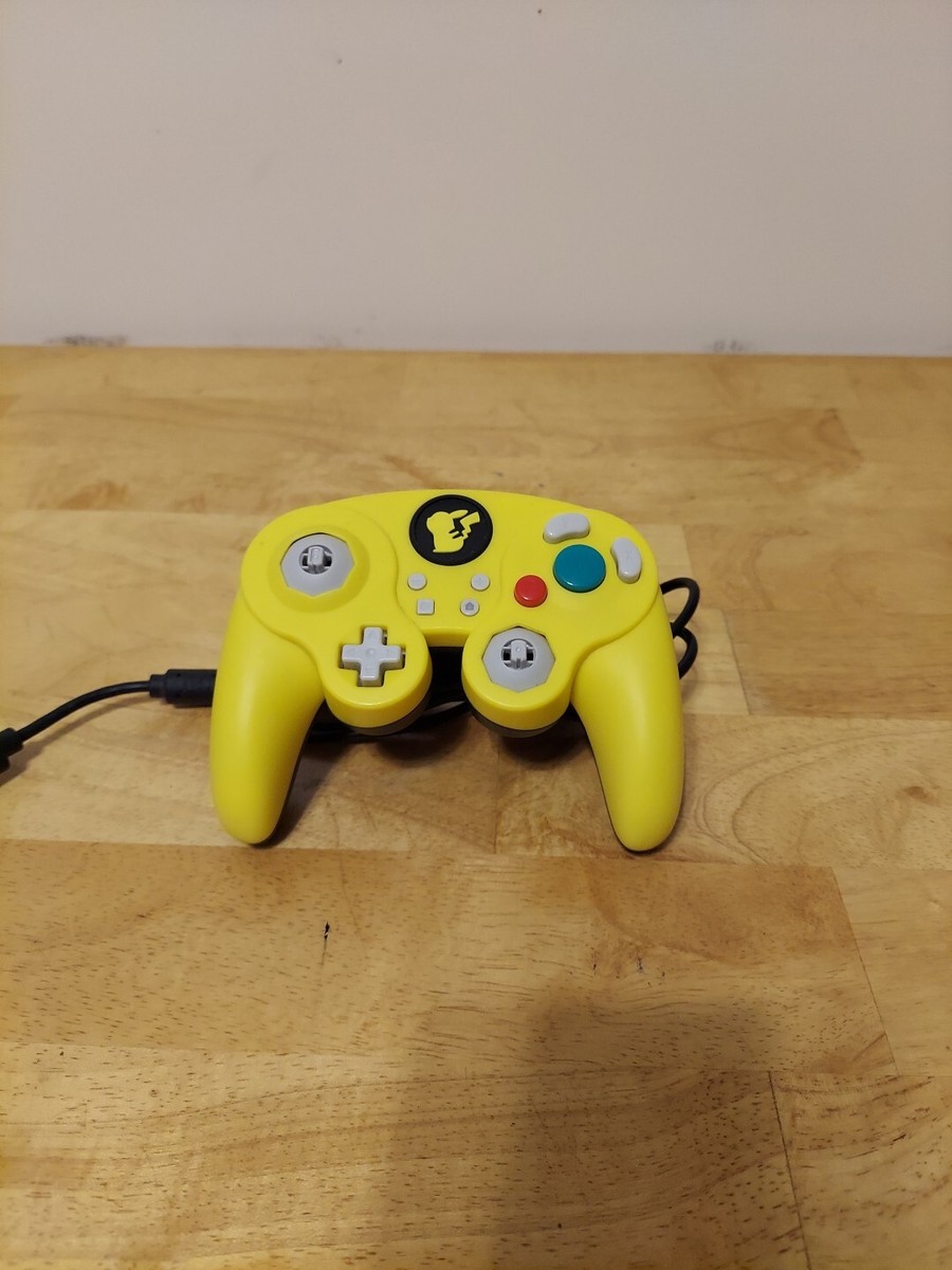 Nintendo Switch Wired Fight Pad Pro Controller- Pikachu (500