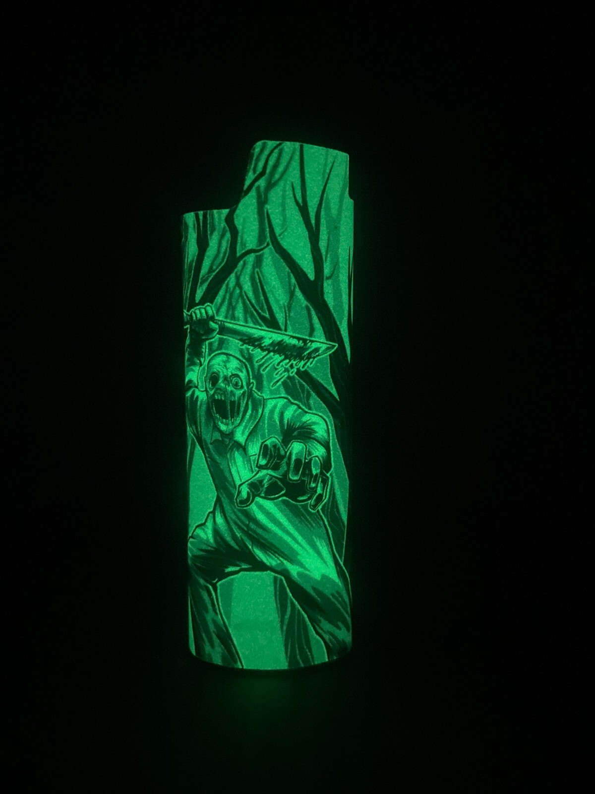 Case Metal Glow In The Dark   Brand New