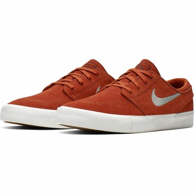dark russet nike sb