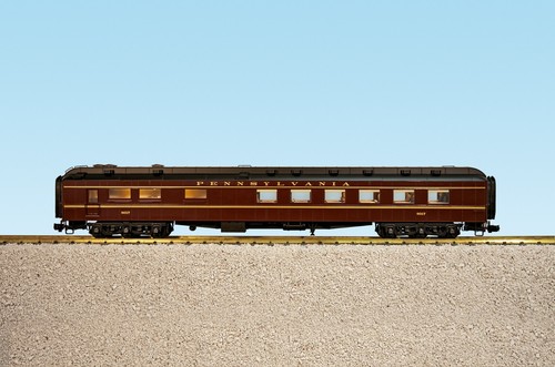 USA Trains G Heavyweight Pass Car 32024 PRR Broadway LTD DINER 8017 | Zustand: New