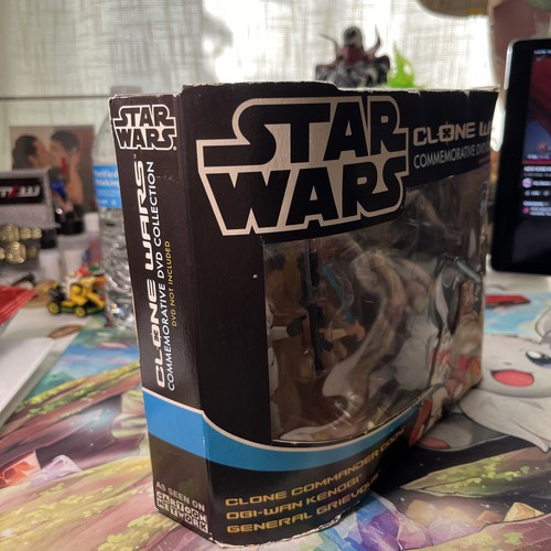 Star Wars Clone Wars Commemorative DVD Collection Obi-Wan Cmdr Cody Grievous - Picture 3 of 8