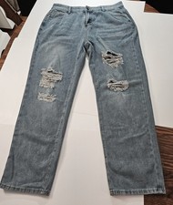 Women's Jeans Size XXL Straight Leg Faded Distressed Ripped Great Fit New Boho