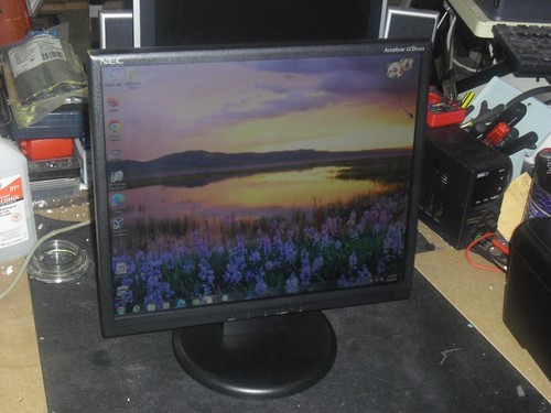 NEC AccuSync LCD93VX 19" LCD Monitor - Picture 6 of 10