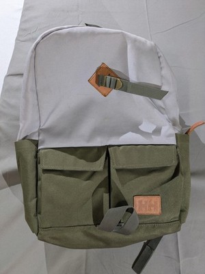 Helly Hansen Backpack Gray Green Dual Zip Daypack Front Pockets Size STD Unisex