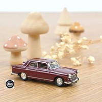 Norev Peugeot 404 Baujahr 1968 Algue Brune Bordeaux Rot 1:87 H0 Art. 474451