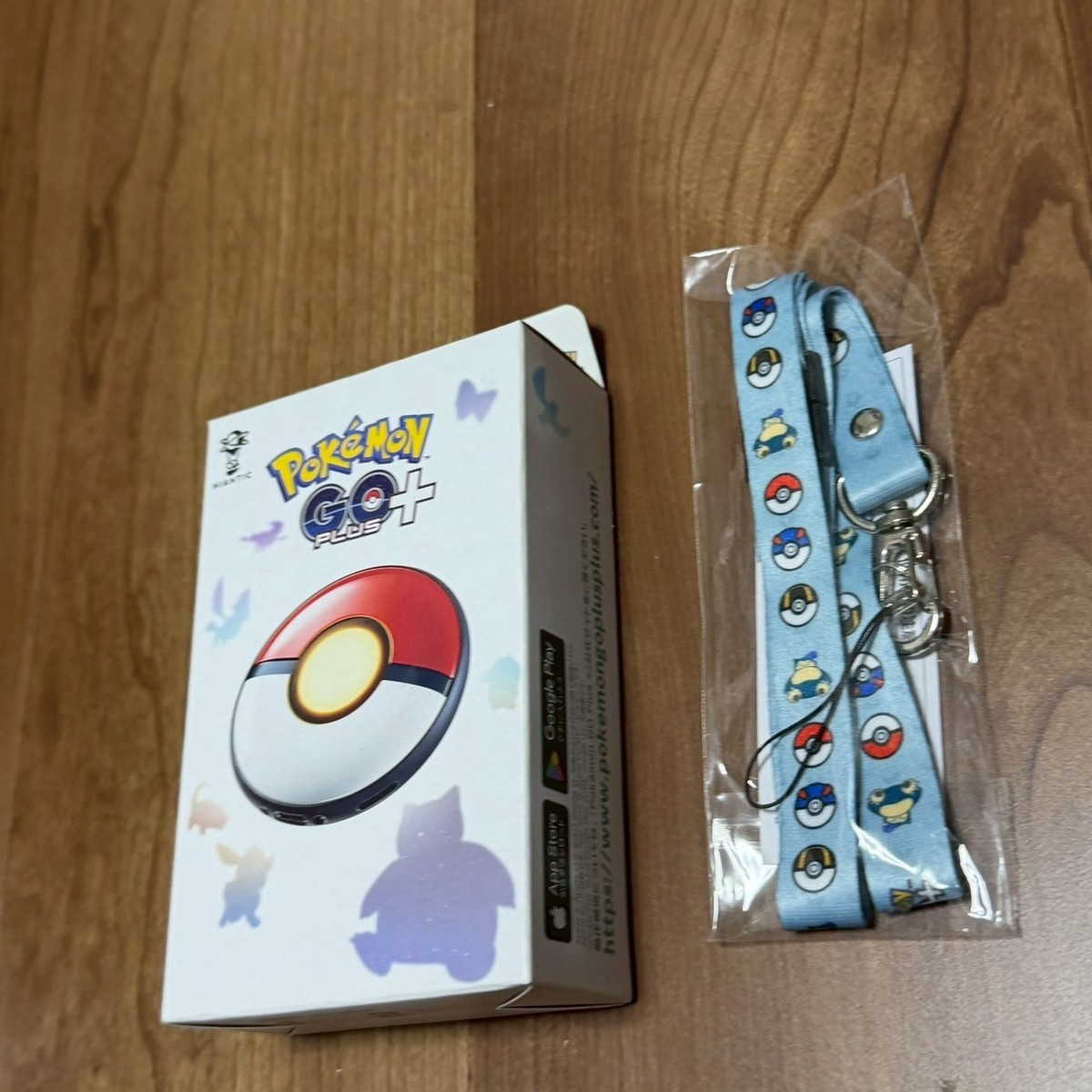 NEW SEALED Nintendo Pokemon Go Plus + Wristband Accessory poke