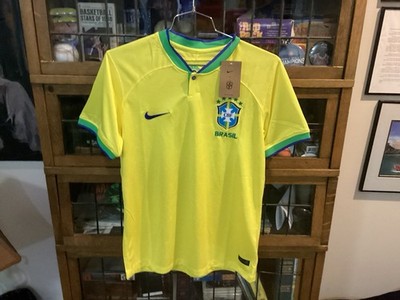 NWT 2022/23 BRAZIL Yellow NIKE DriFit World Cup Soccer JERSEY SZ L
