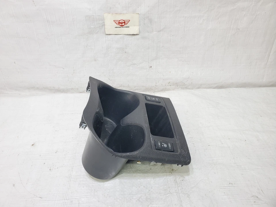 17-22 Nissan Rogue Sport Center Console Dual Cupholder w/ Switch OEM 96912-6FK0A - Изображение 3 из 4