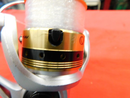 QUANTUM STRATEGY 30 SPINNING FISHING REEL 8 BB 5.2:1 SR30A - Picture 12 of 20