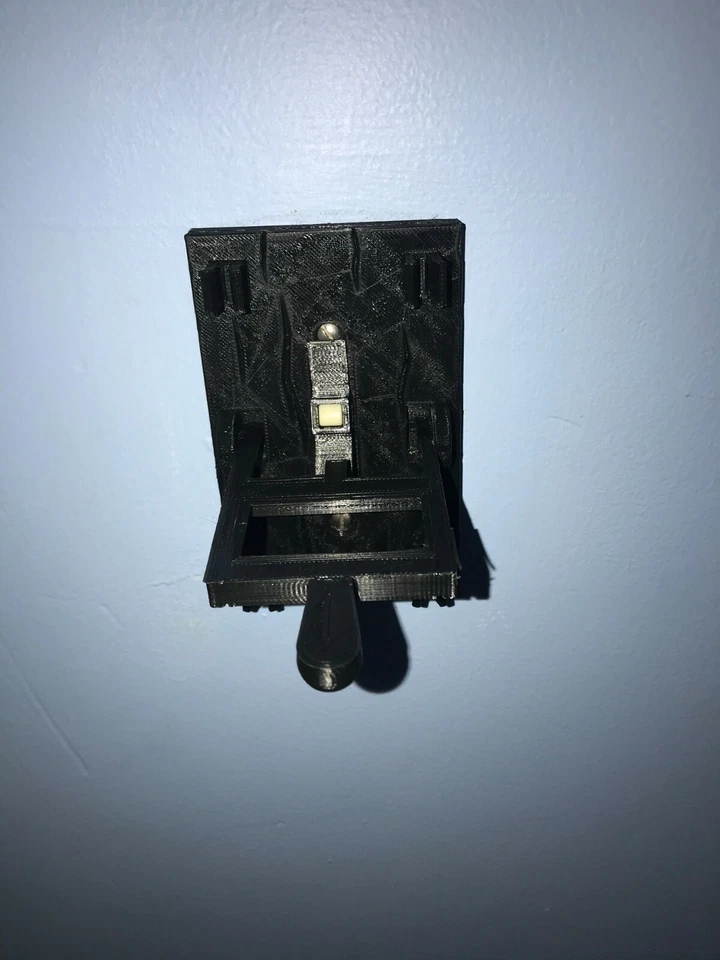 Interruptor de luz de palanca única Frankenstein placa de cubierta mango abatible  Foto 2 de 3