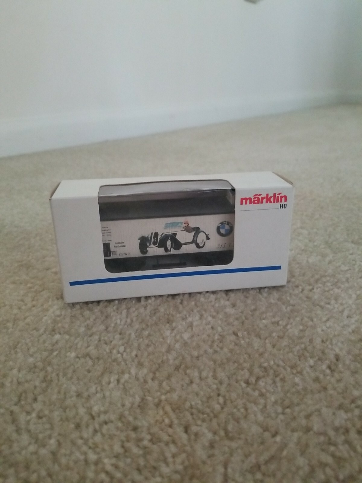 Picture 1 of 8