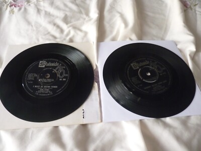 Gene Pitney 2 7''s I Must Be Seeing Thing plays VGminus Nonody Needs Your Love G