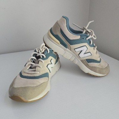 NEW BALANCE Kids Sz 13 Stoneware Turtledove Green Beige Neutral Shoes Sneaker NB