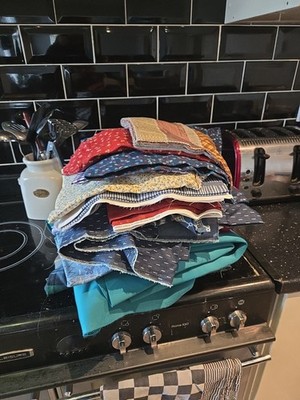 Großes Nähstoff Destash Konvolut - Mischgewebe - 5 kg Restposten Karton E