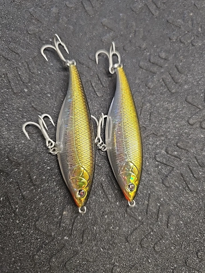 Señuelo de suspensión Twitchbait Sebile Stick Shadd 90 SU 3,5" 1/2 OZ Foto 3 de 4