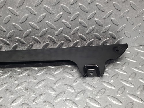 ⚙47440⚙ Mercedes-Benz C126 500SEC Coupe Rear Window Channel Support Right Side - Picture 8 of 11