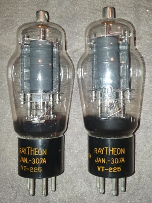 1 Paar VT-225 307A Raytheon Black Base Same Batch Code 1962 Test 100%