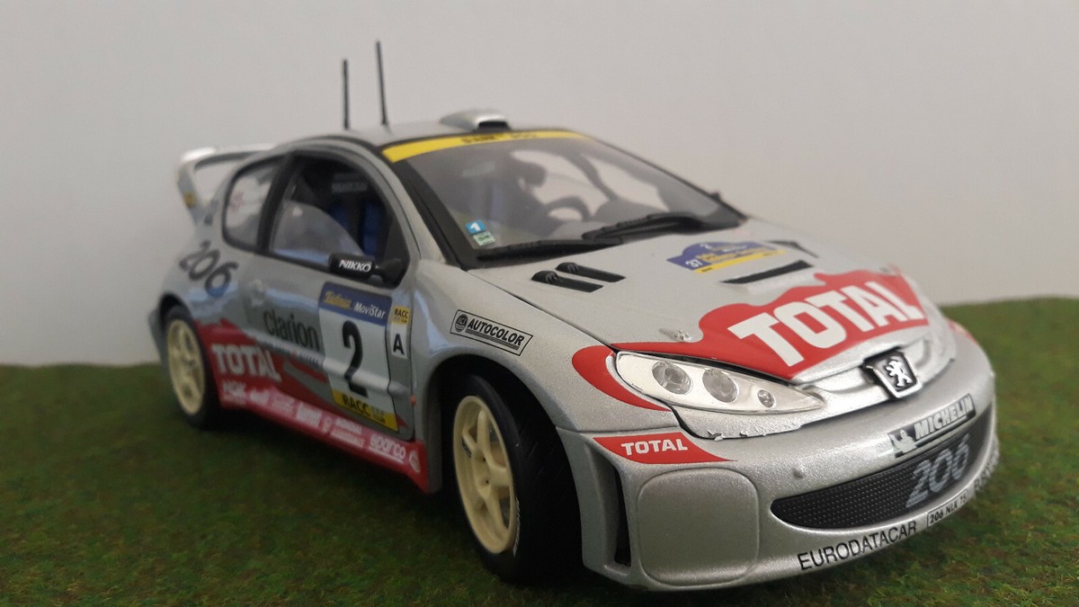 Peugeot 206 WRC N°3 Rallye 2001 Princen Colebunders - Solido 1/18 Racing