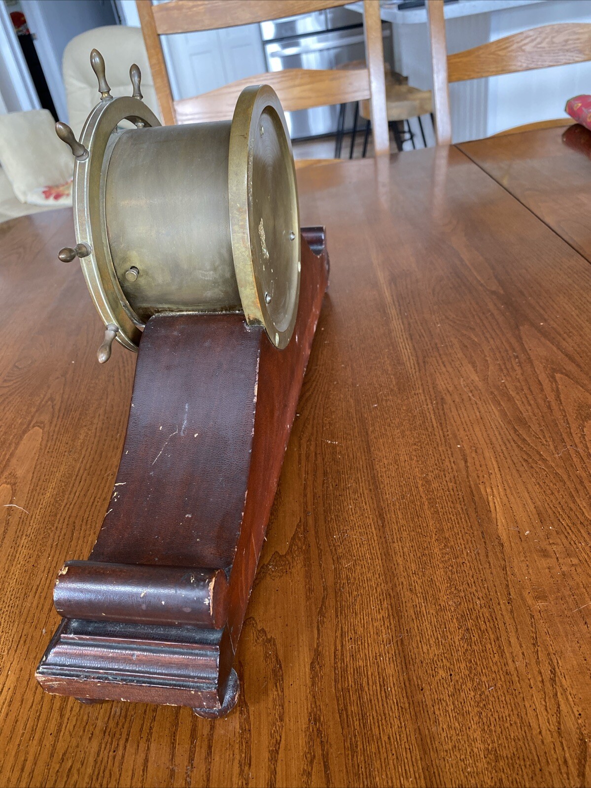 Antique Ship's Wheel Solid Brass Nautical Marine Mantle Clock Wood Beveled Glass