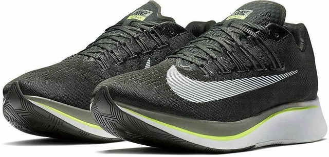 nike zoom fly size 13