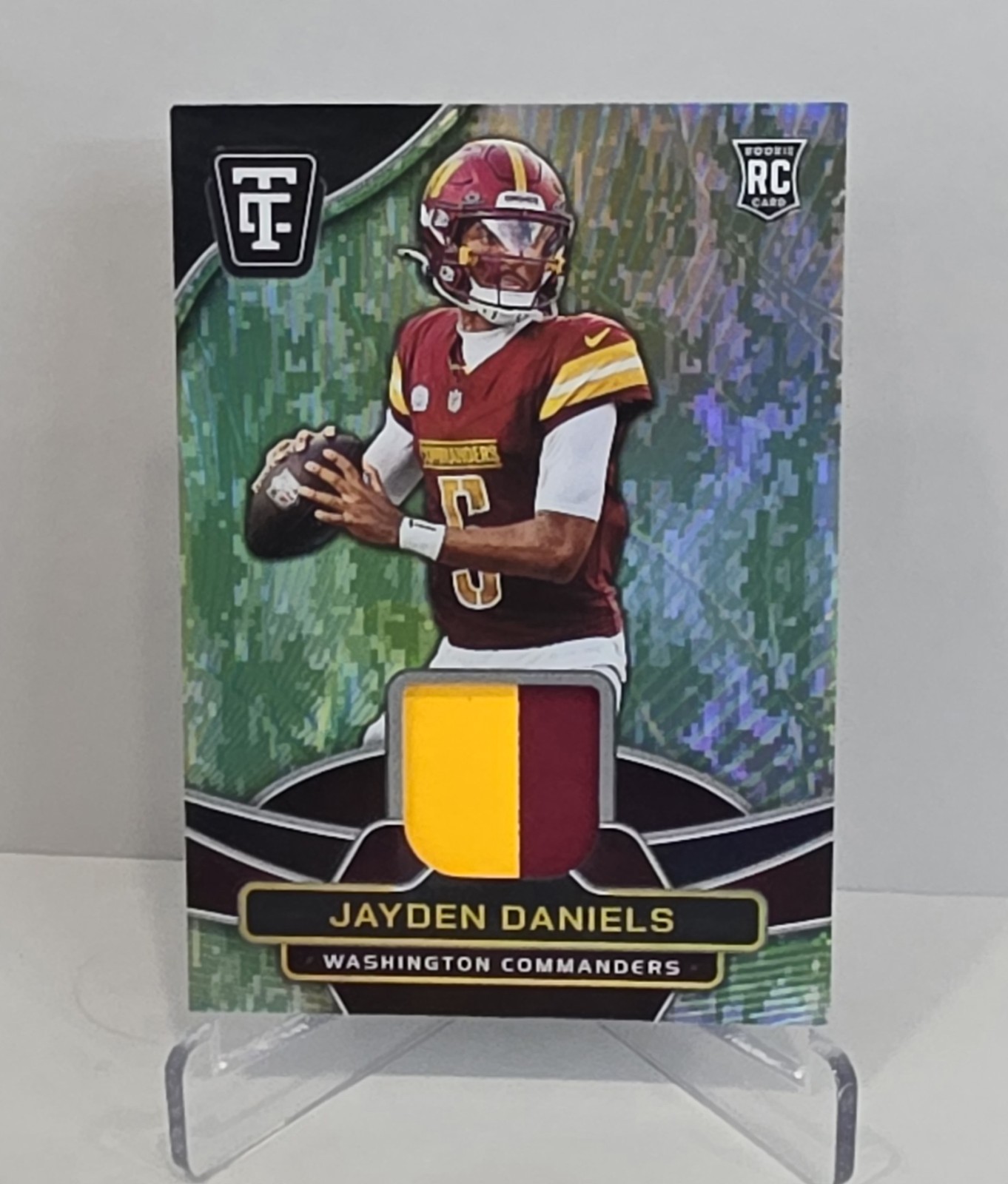 2024 Panini Totally Certified - Certified Materials Jayden Daniels 35/35 Bookend