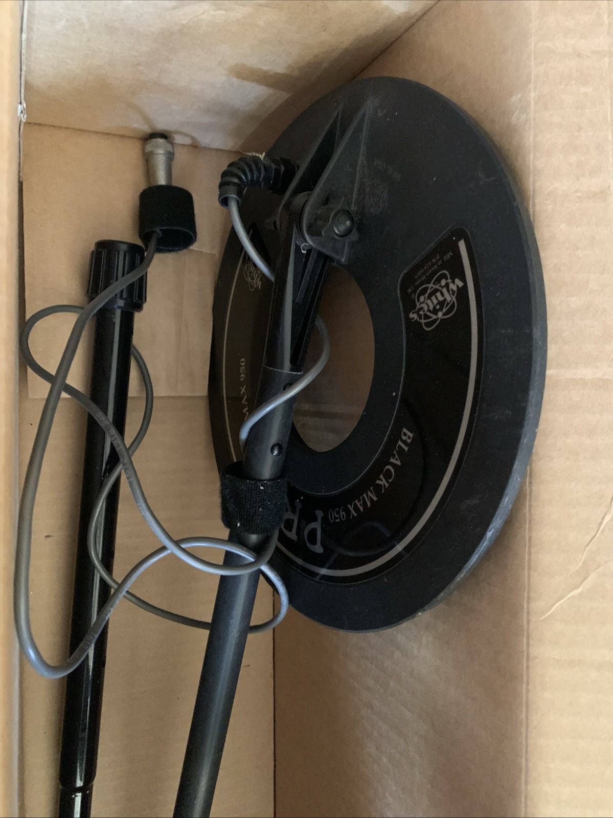 White's Classic IDX Pro With 950 Black Max Head Precision Scan Metal Detector 