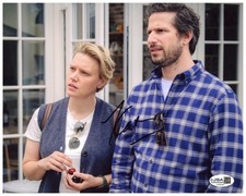 Kate McKinnon Signed 8x10 Photo The Roses Autographed JSA COA