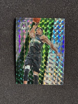 2020-21 Mosaic Basketball Giannis Antetokounmpo Elevate Prizm #2 Milwaukee