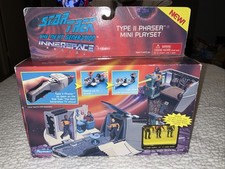 Star Trek The Next Generation Innerspace Type II Phaser Playset Playmates 1995 N