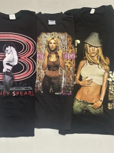 Britney Spears T-Shirt Lot 3 – Oops I Did It 2000s vintage concert t-shirt, vintage, single stitch, B+ condition