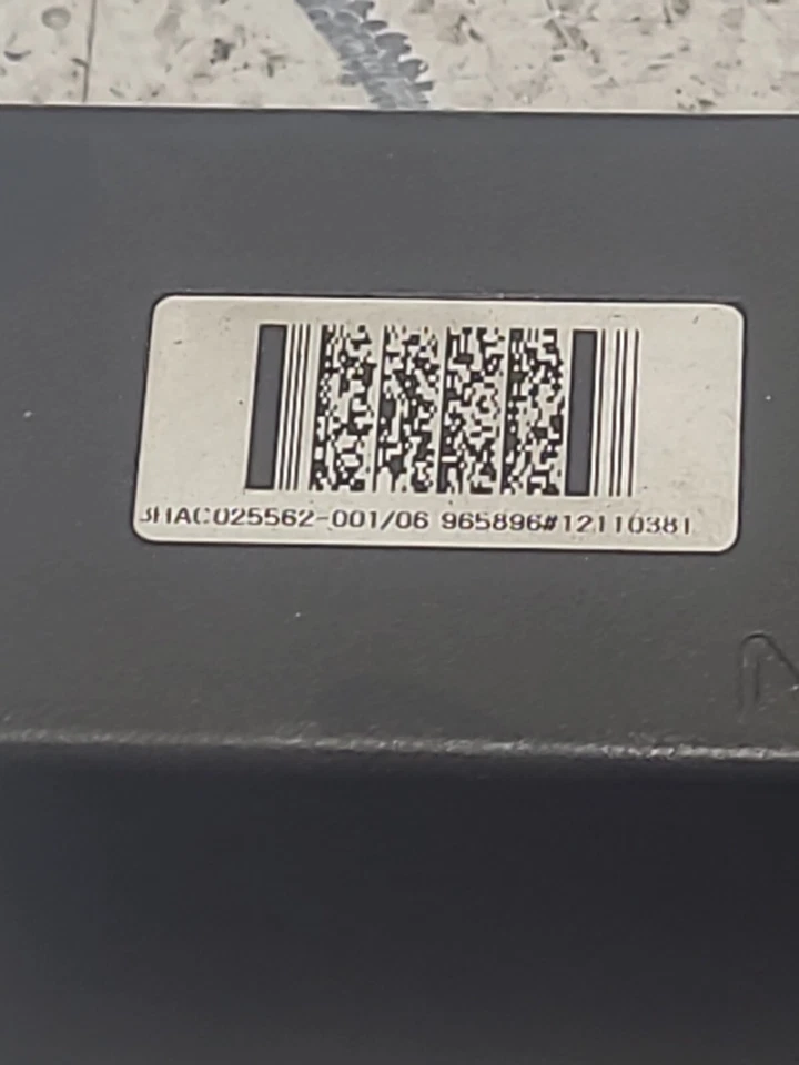 Lotto 2 fili unità condensatore Abb 3HAC025562-001/06 taglio. US Free Tax - Immagine 3 di 4