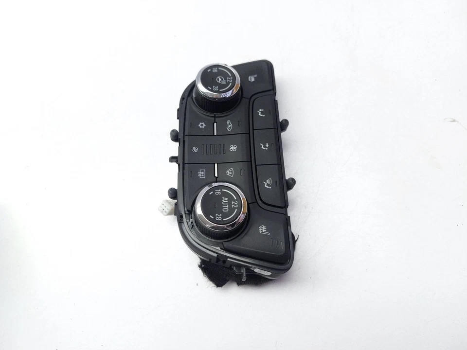 VAUXHALL MOKKA X 2018 HEATED SEAT CLIMATE HEATER CONTROL SWITCH PANEL 39081560 - Image 4 of 4