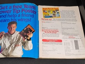 Nintendo Power July August 1989 Mega Man II NES + Super Mario Bros 2 Tip Book