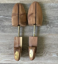 Rochester Cedar Wooden Form & Keepers Shoe Tree for Nordstrom Size Large - Pair