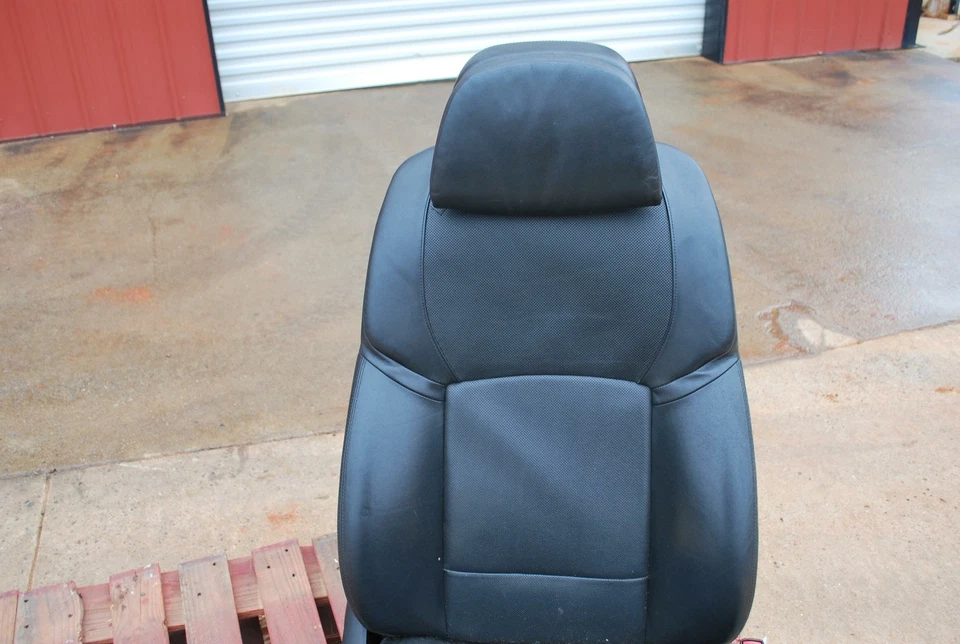 BMW ALPINA B7L F02 2011-2012 ASIENTO DELANTERO DERECHO COMPLETO CON PANTALLA OEM Foto 2 de 4