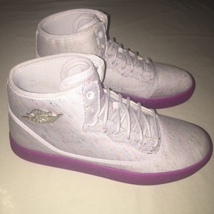 girl jordan shoes size 5