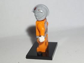 LEGO STAR WARS Snowspeeder Pilot Minifigure 75074 sw0607. Adult Owned.