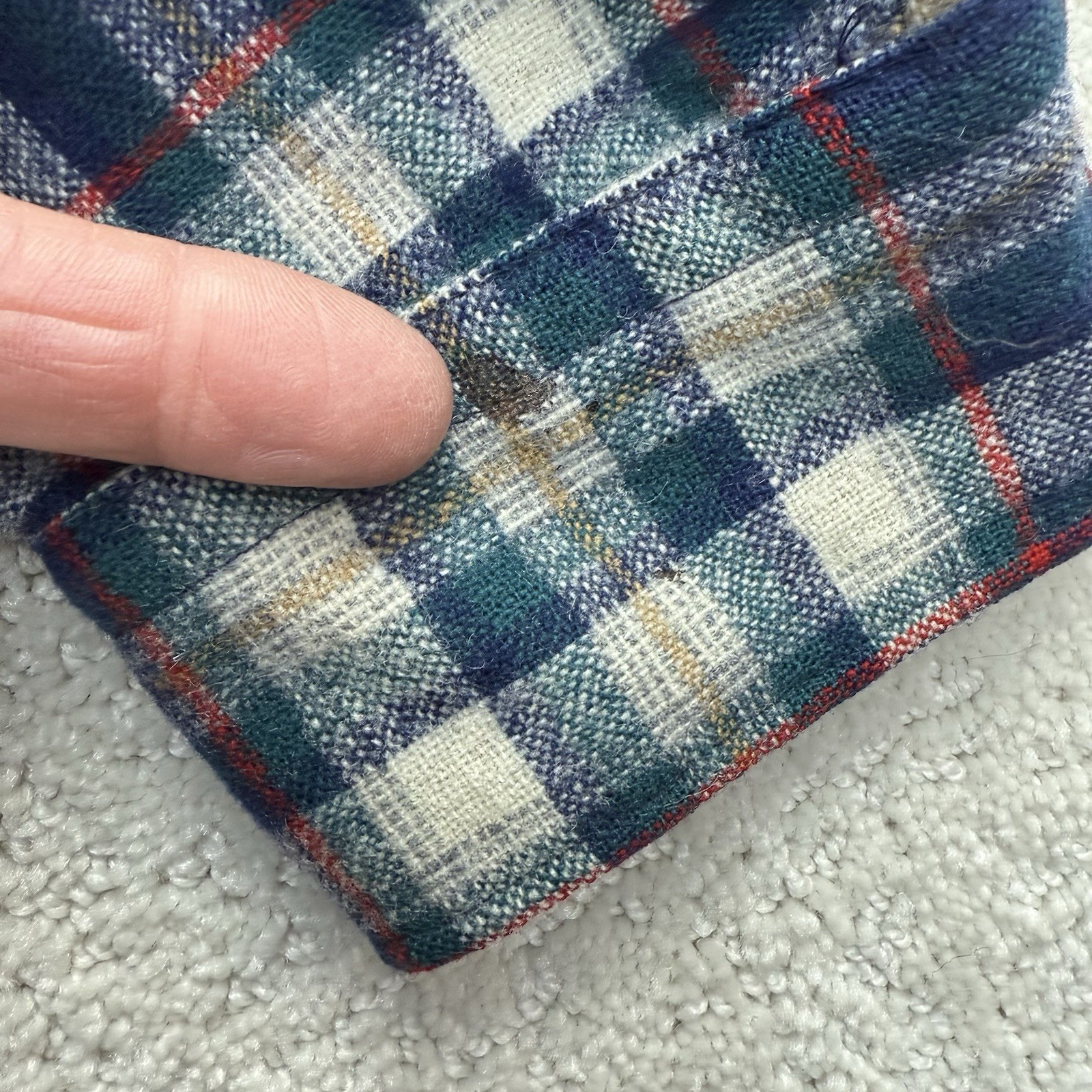 Vintage Pendleton Woolen Mills Virgin Wool Shirt … - image 4