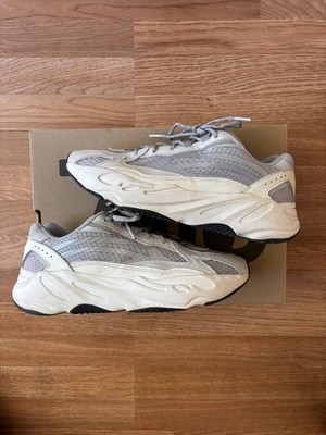 Adidas Yeezy 700 V2 Static Men s Size 10