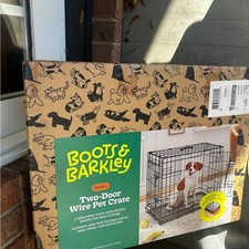 Boots  Barkley Small Pet Crate with Divider